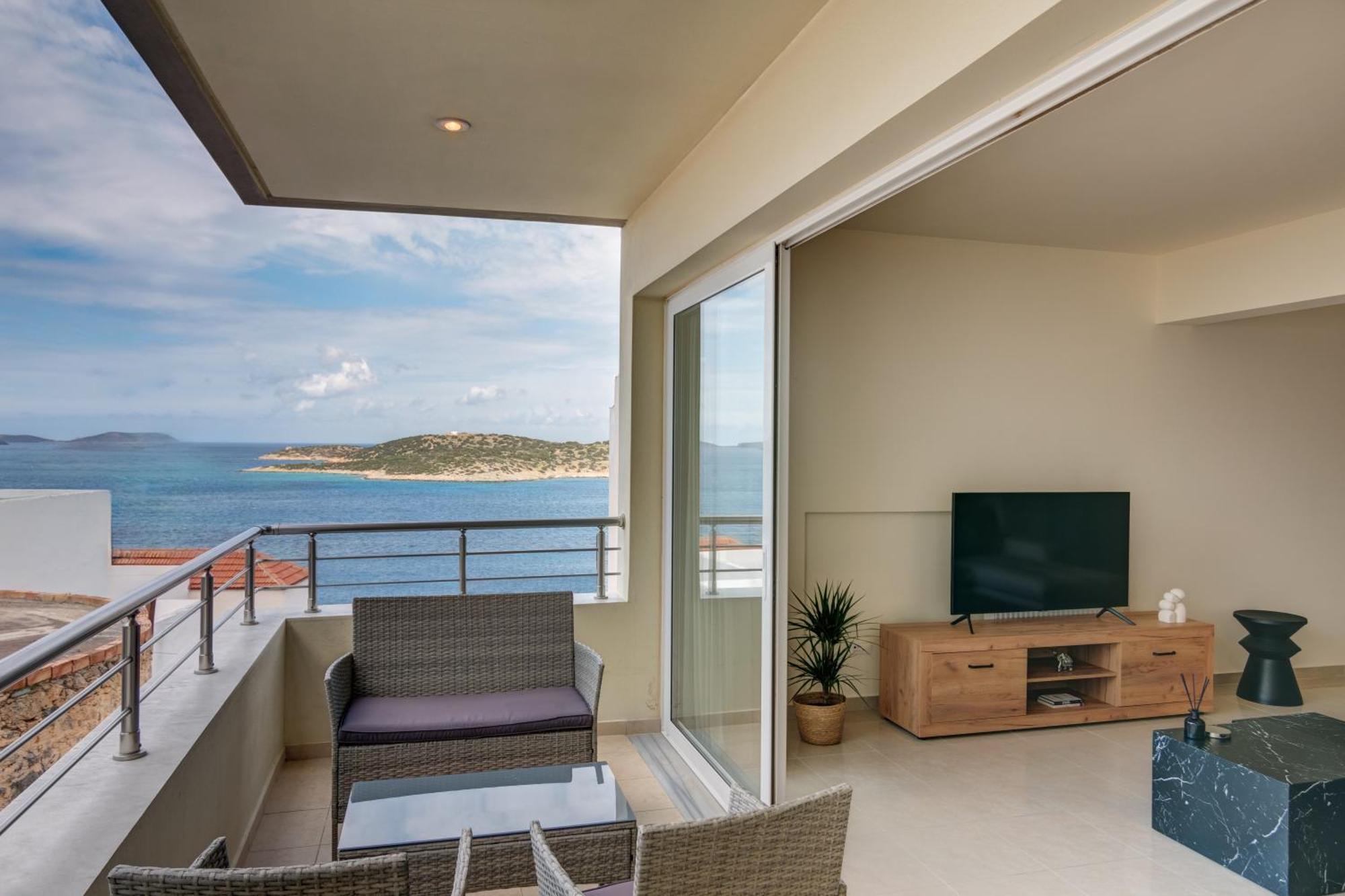 Oikies Luxury Apartments With Private Free Parking Area Ágios Nikólaos 외부 사진